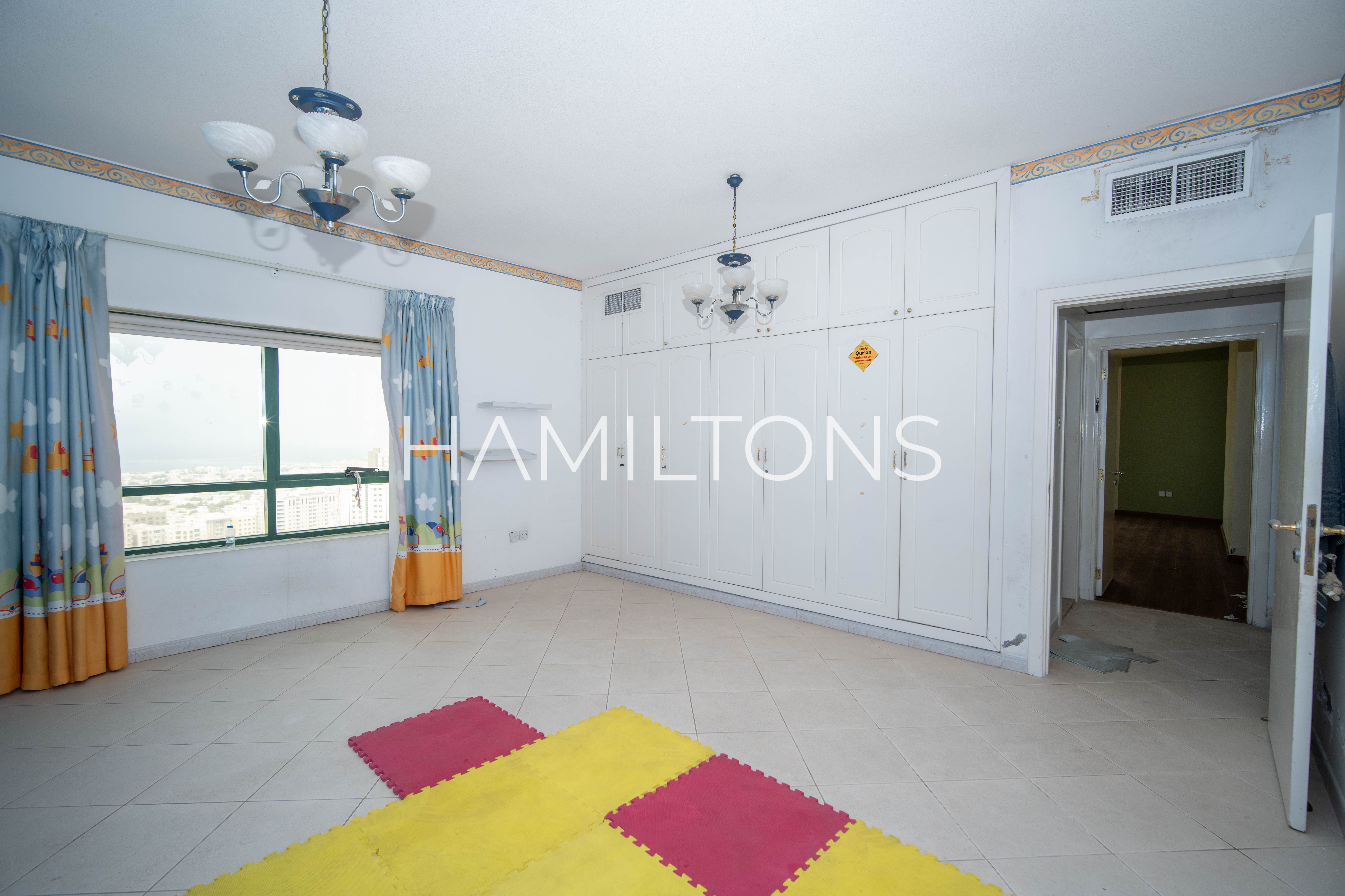 Stylish Home | Direct Beachfront Connection
