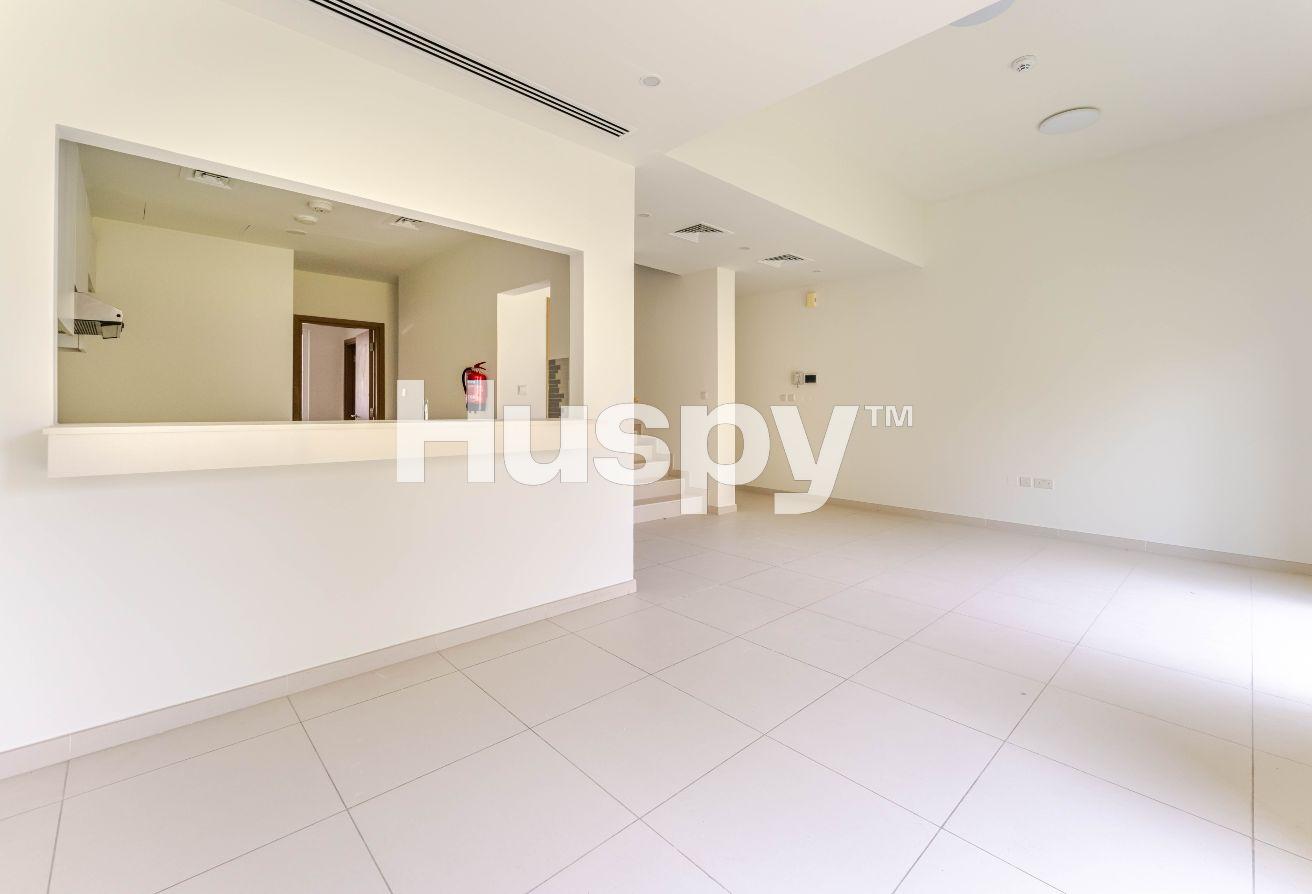 Park Backing | Landscaped | Single Row