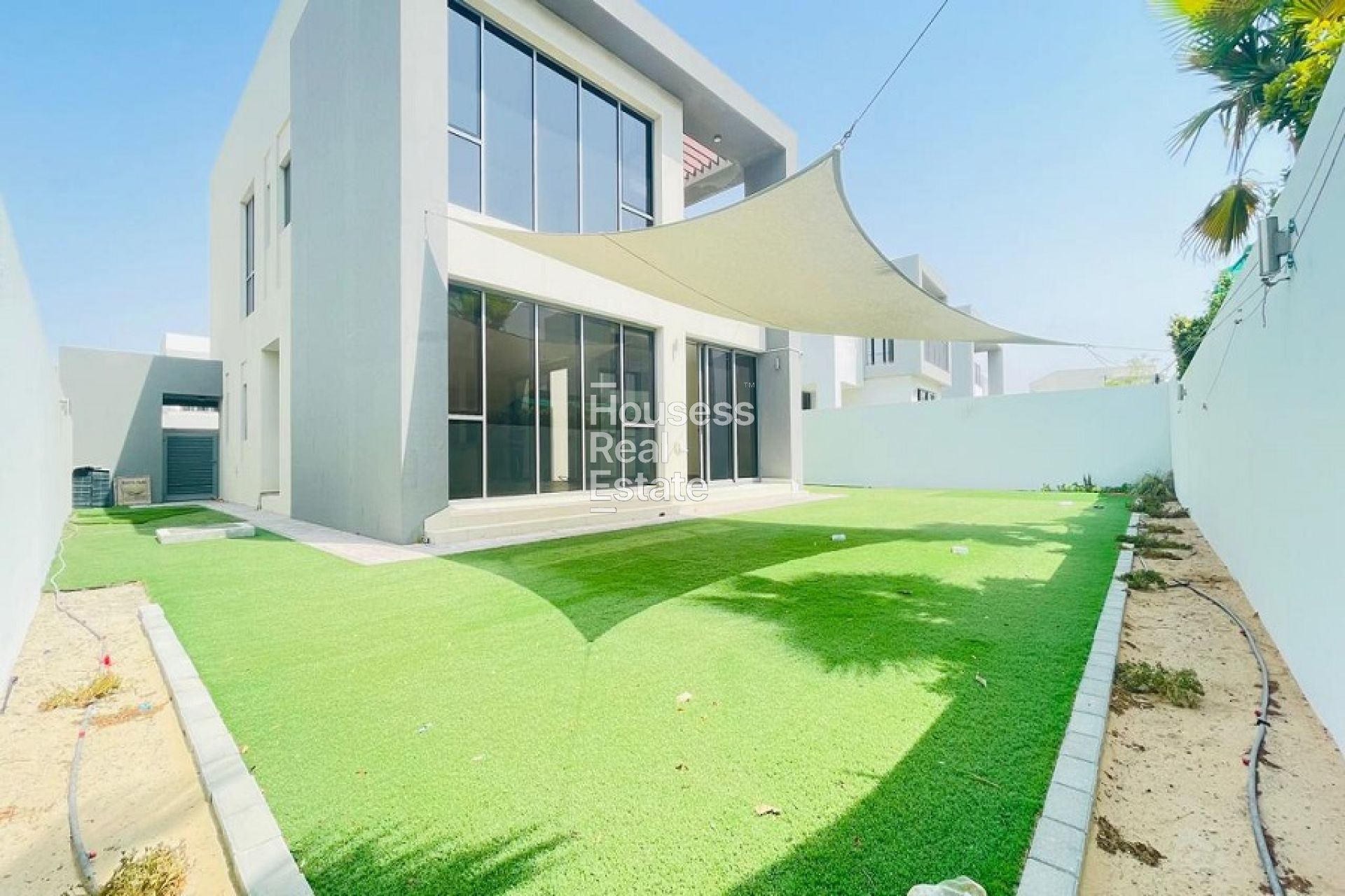 Biggest Plot | Close to Park | Single Row