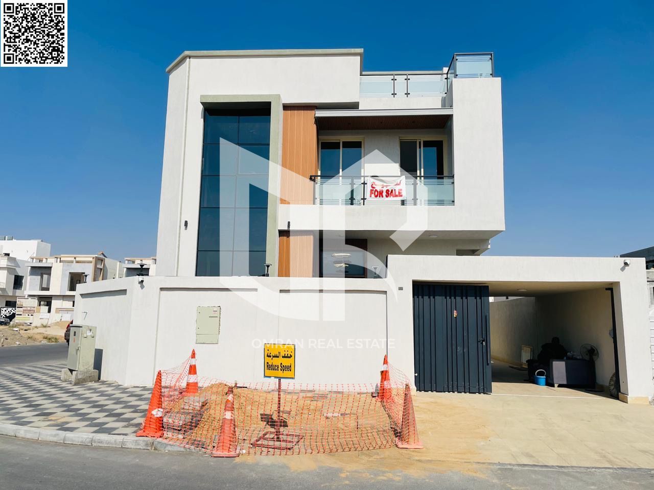 Investment opportunities in the heart of Ajman: Corner villa with ample parking space. Freehold ownership directly from the owner,
