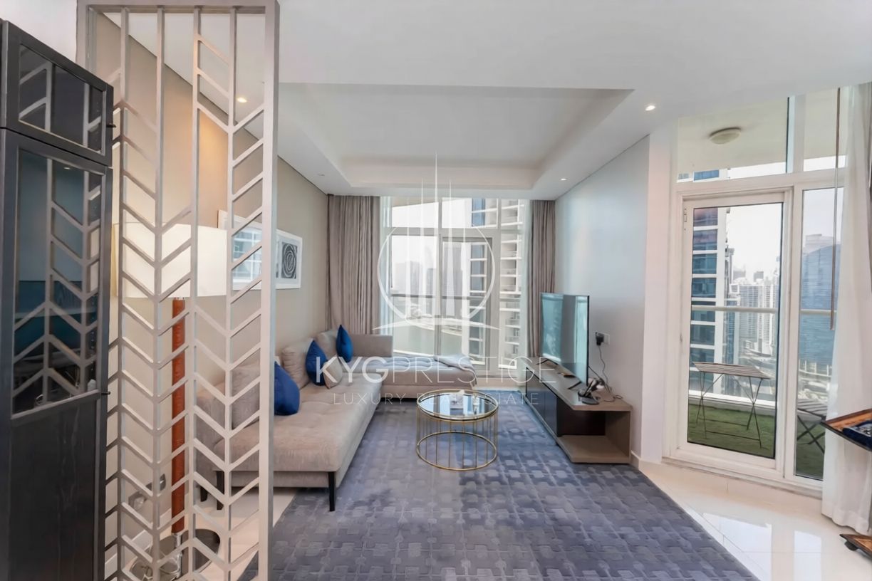 Burj Khalifa & Canal View | Corner Unit | 3 Balconies | Large Layout