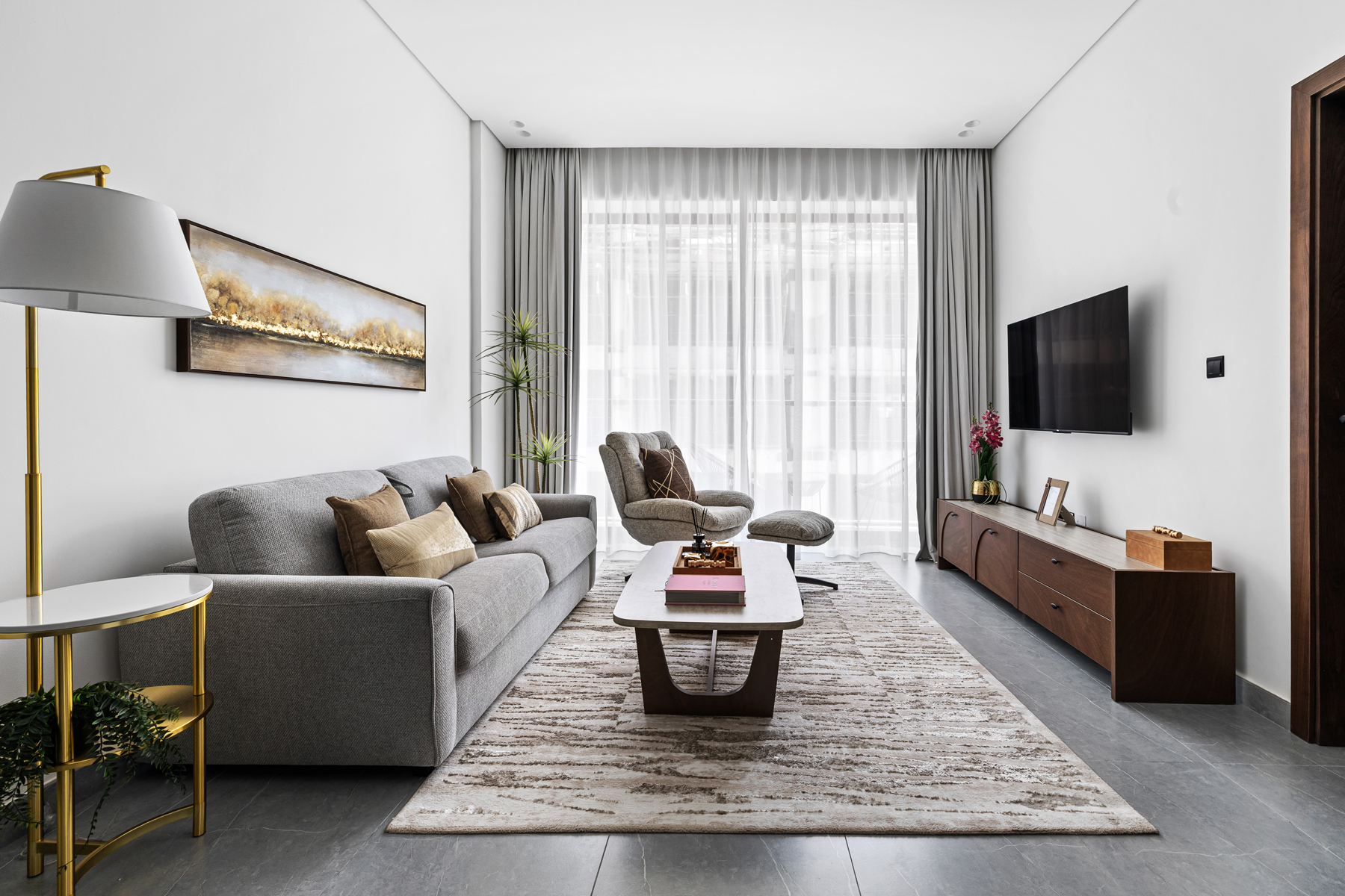 Brand New Unit | Great Location | Ready to Move in