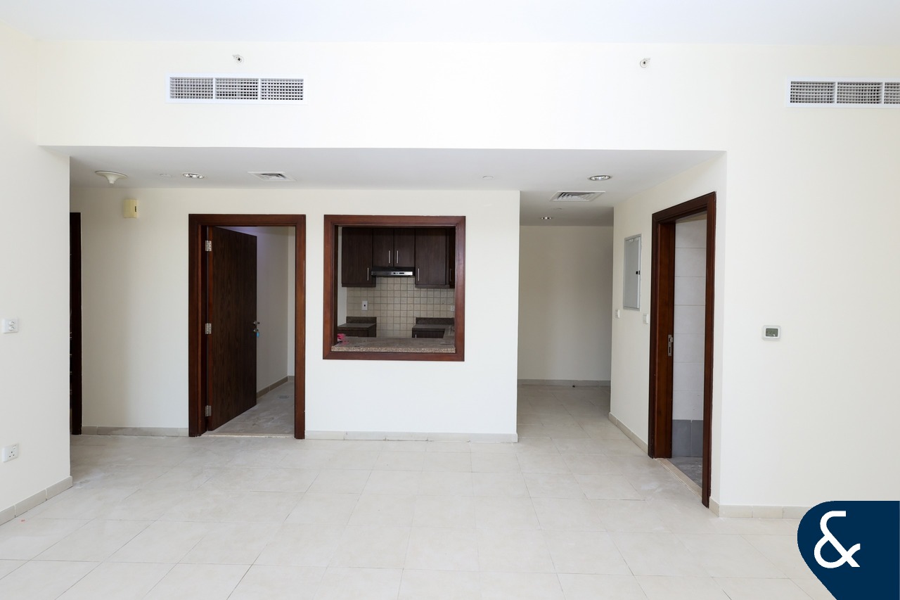 Prime Location | Spacious| Park Views