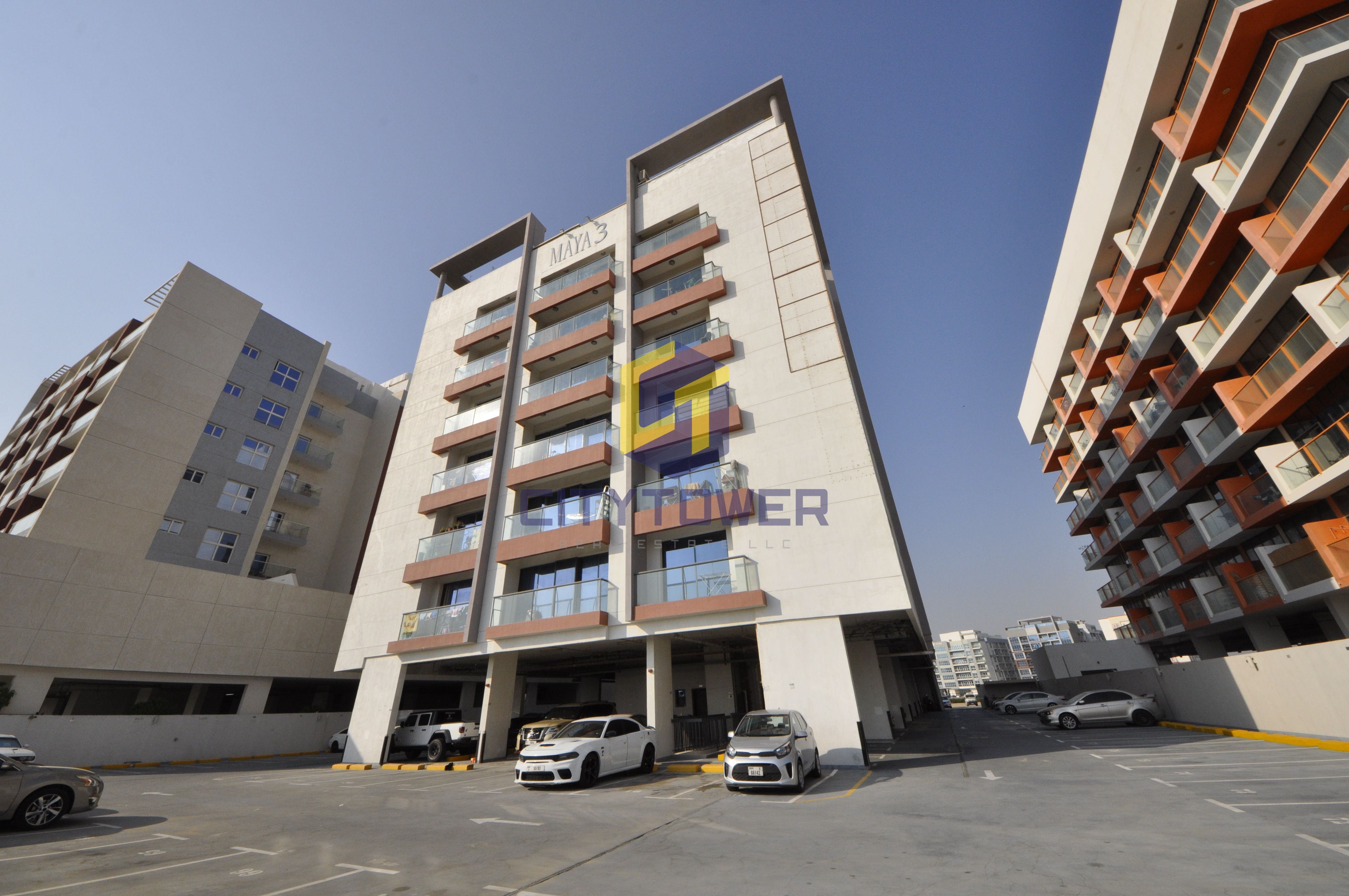 Exclusive Spacious and Bright 1 BHK Flat Available for Rent