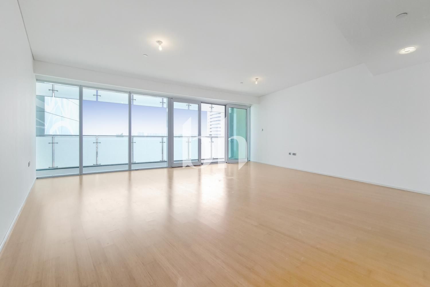 Rent Refund I Large Balcony I Vacant Soon