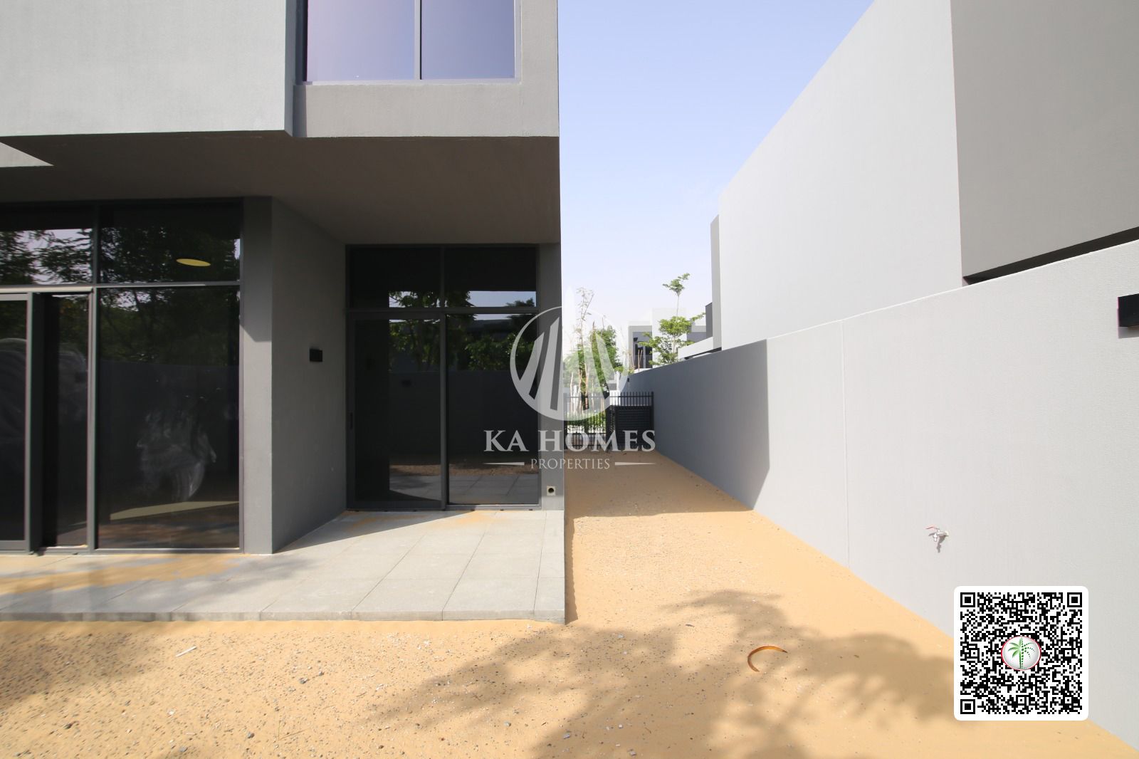 Luxury Townhouse in a Prime Location – Freehold, Investment Return, 5% Down Payment