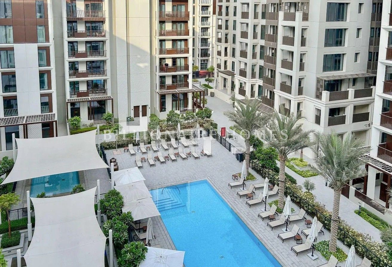 High Floor I Pool View I Negotiable I Vacant