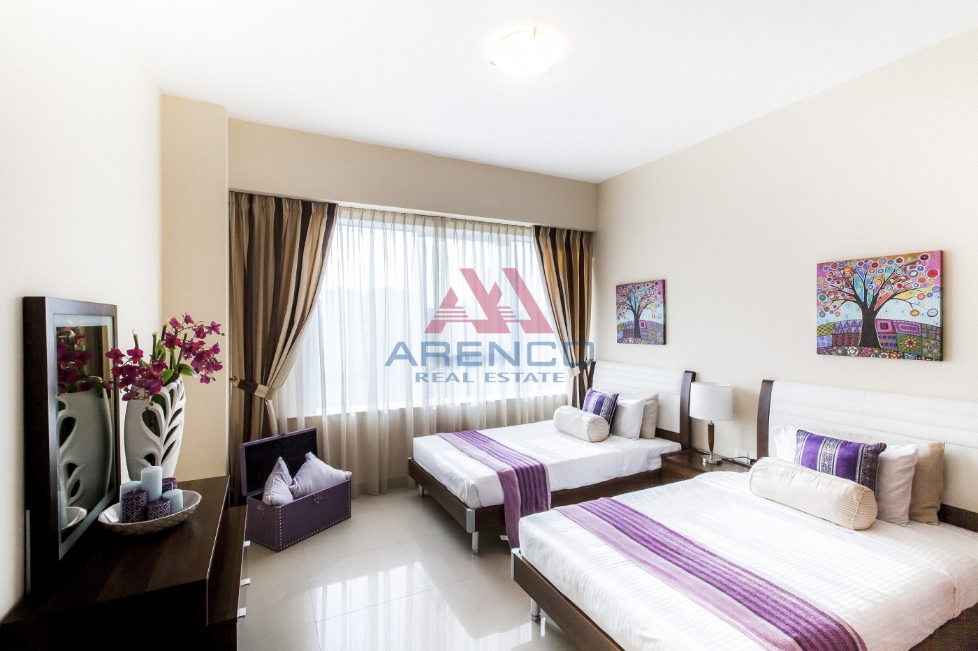 Direct From Owner / Spacious Family Building / 02 Parking