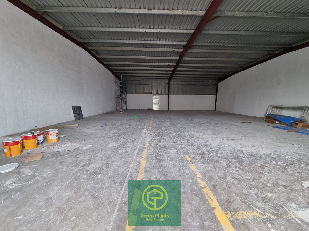 Al Quoz 3,000 sq. Ft warehouse suitable for commercial activities
