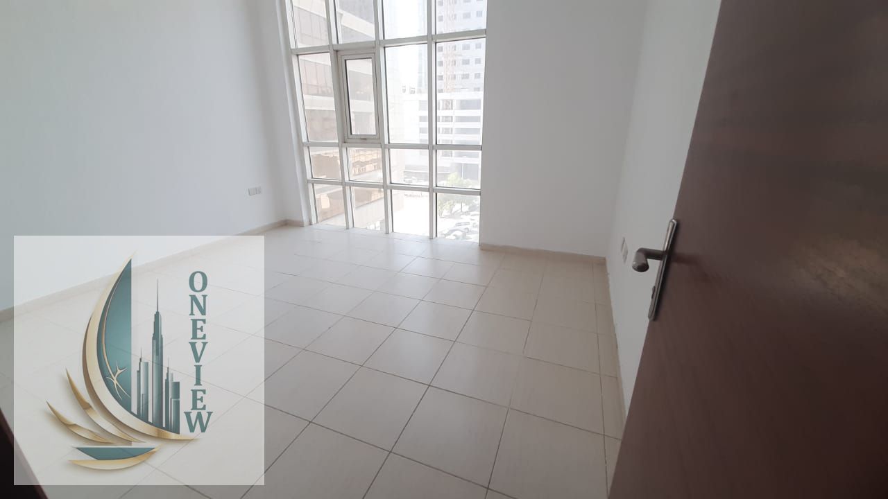 HOT OFFER !2BHK APARTMENT CENTRAL ACJAST FOR RANT 38k