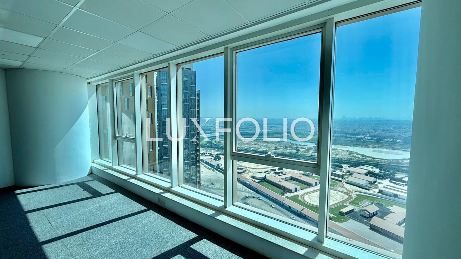 Racecource View I Vacant I Ready Now
