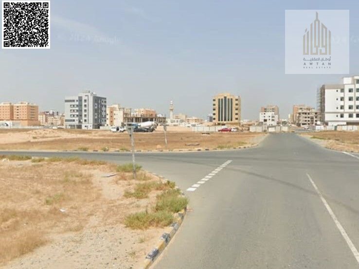 Corner commercial land in an excellent location for investment