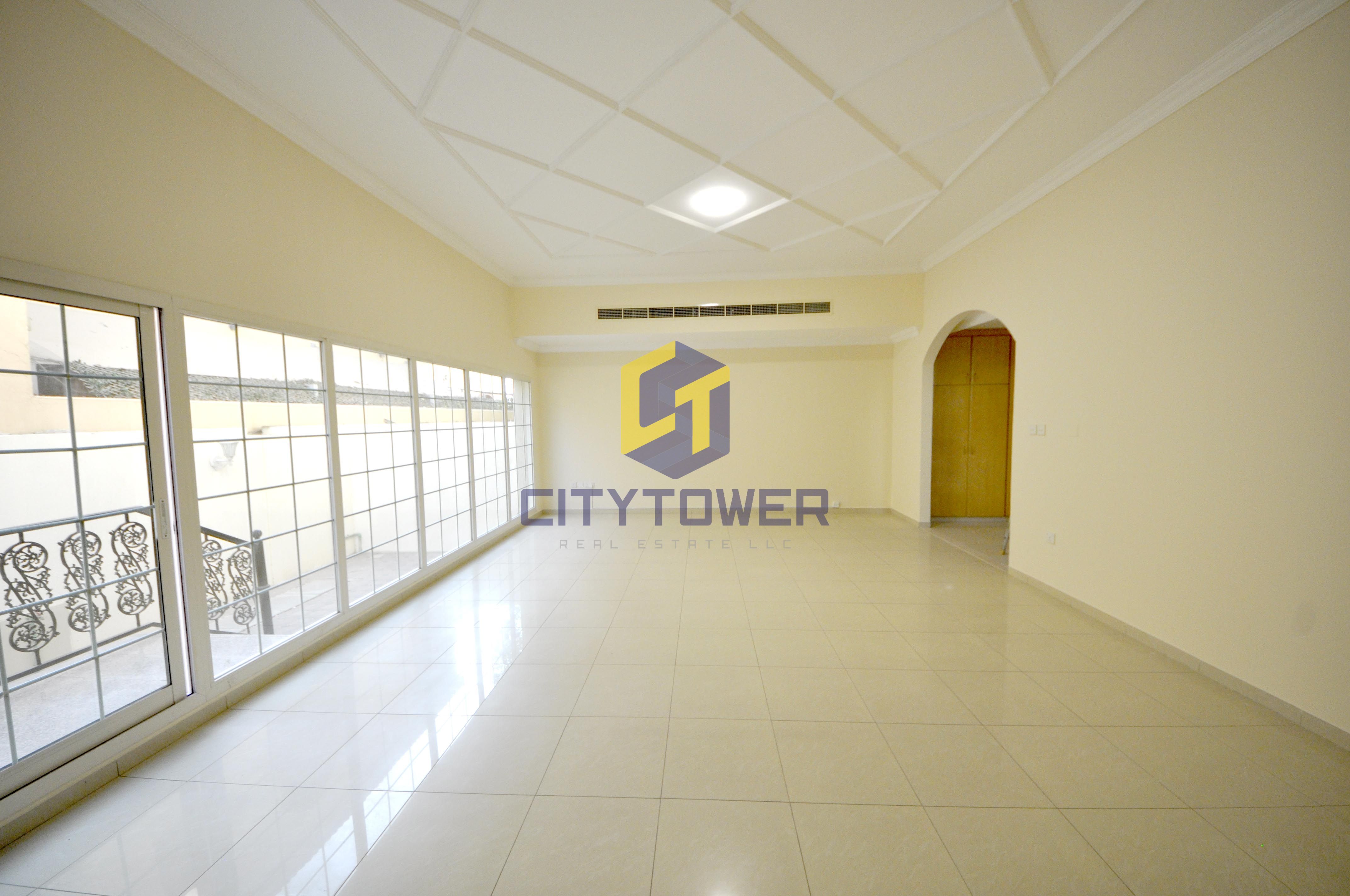 SPACIOUS COMPOUND VILLA 4 BEDROOM PRIME LOCATION CLOSE TO ABAYA MALL