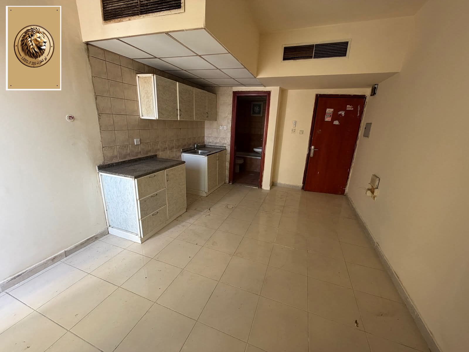 Studio Apartment for Annual Rent - Ajman (Al Rawda 2) Looking for comfort and proximity to everything? A spacious and
