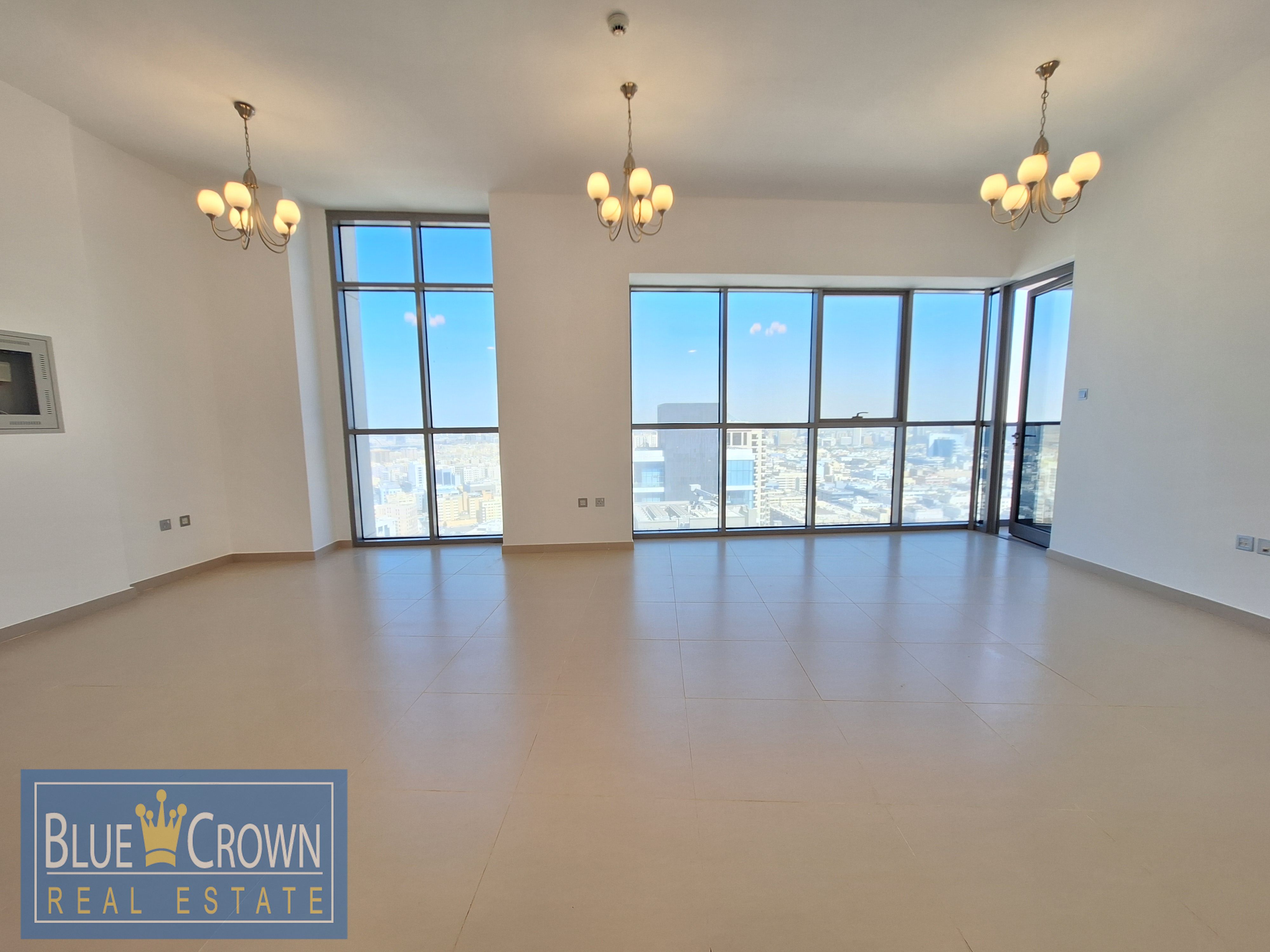 Modran Finishing! Big Layout! 2BedRoom+Laundry Room! All Amenities
