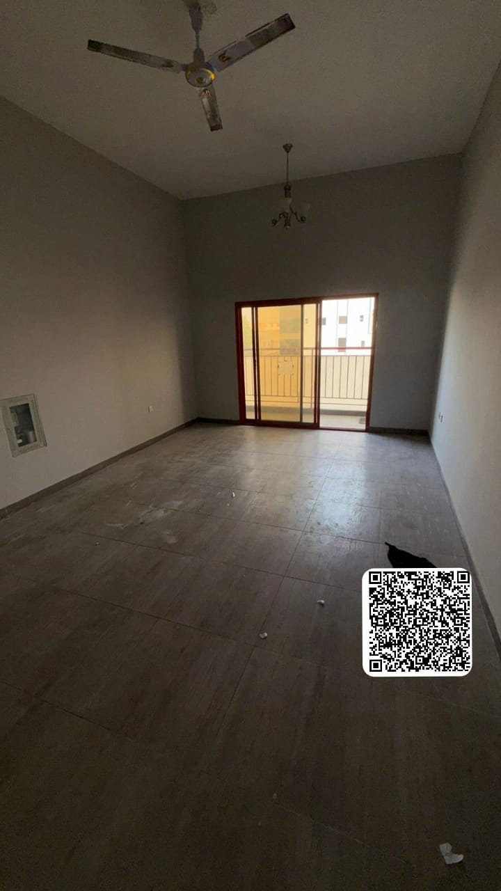 For annual rent in Ajman One bedroom and living room Second building with balcony Location: Al Muwaihat 3 - near Royal Furniture