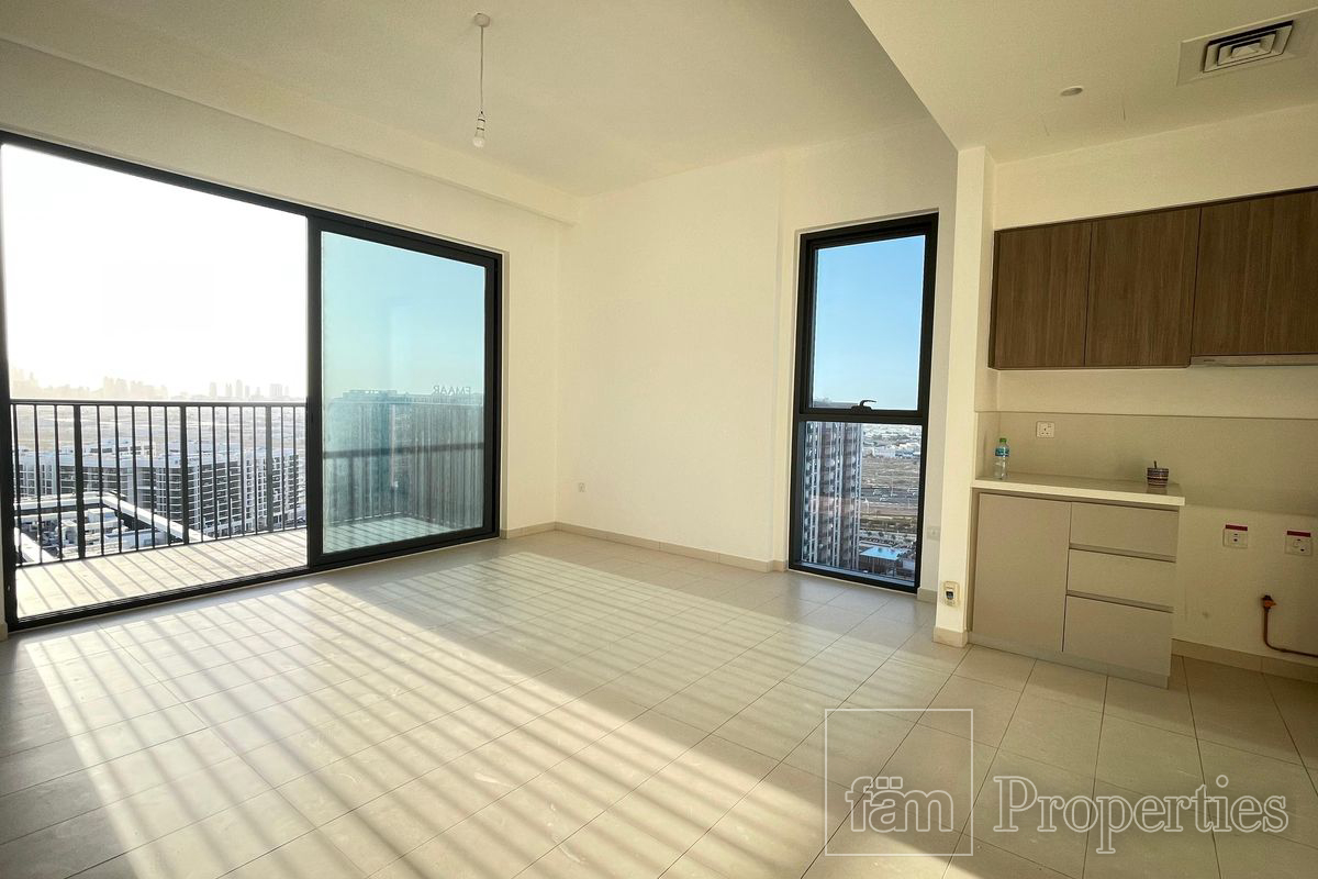 Chiller Free | | Modern | Vacant | High Floor