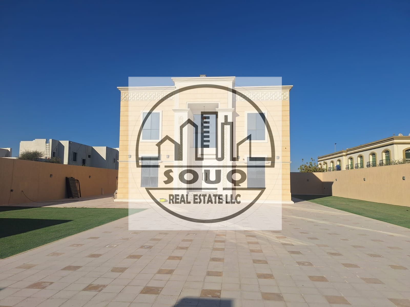 A Modern 7 Bedroom Villa In Al Qusaidat For Rent