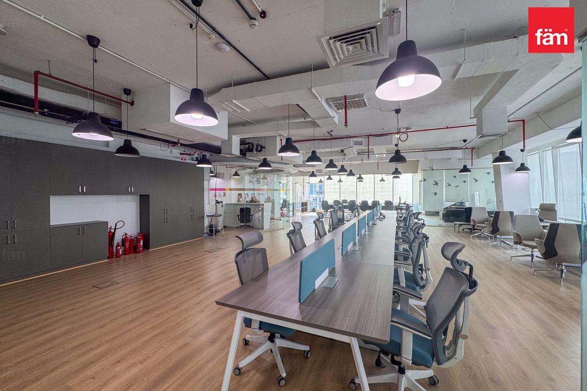High Floor| Premium Furnishing | Options Available
