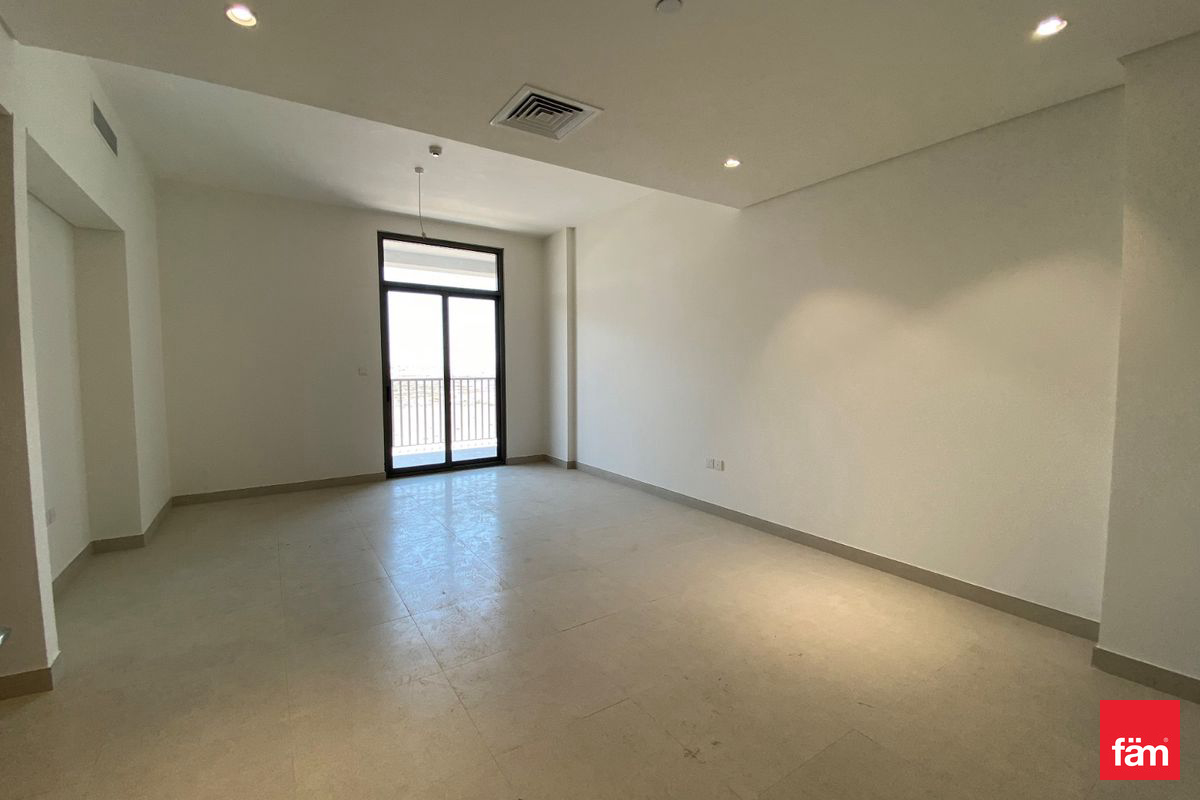 Spacious | Vacant | Unfurnished | 4 Cheques