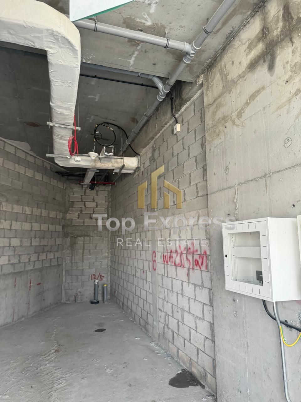 Shell & Core Retail Space | Chiller Free | Lagoon