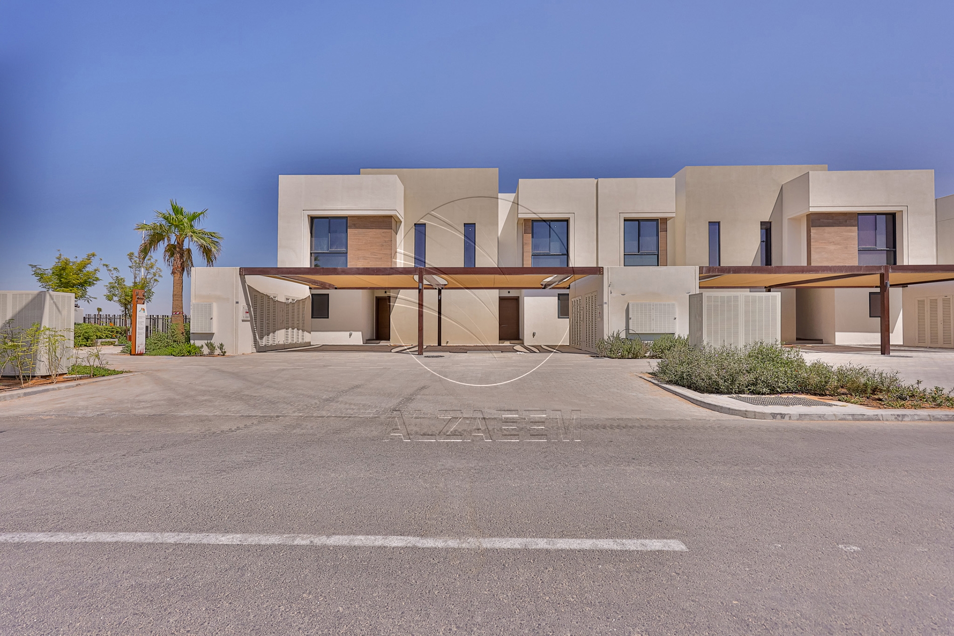 Single Row TH | Near the entrance and Amenities