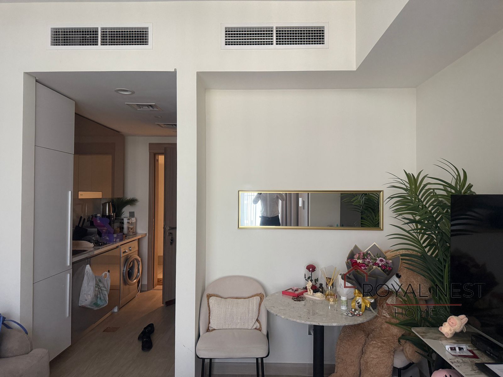 Rented | Upper Flower | Good Size