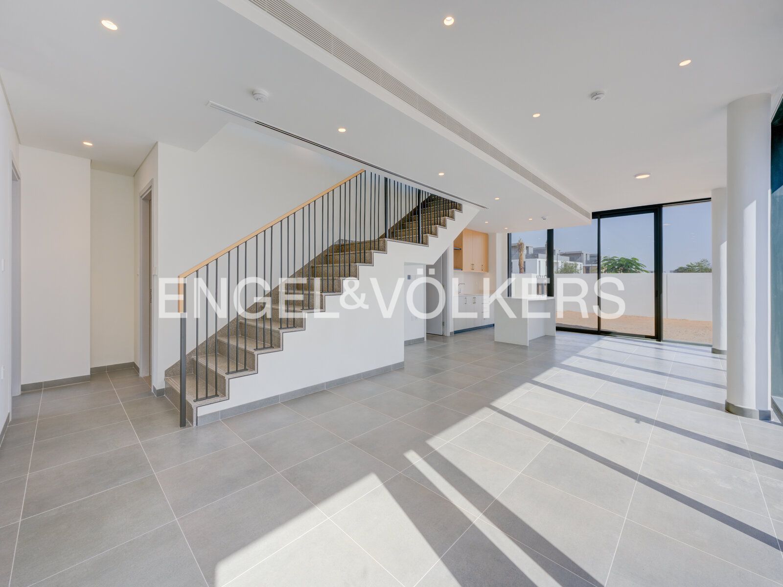 Internal Location | Spacious | Brand New