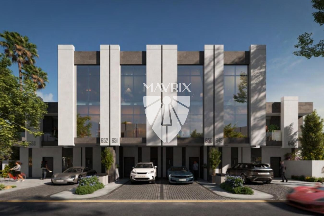 Single Row | Corner Townhouse | Prime Location