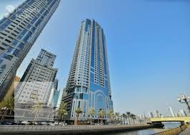 For sale: 3-bedroom apartment with living room in Abu Khamsin Tower, 170 sqm, with private parking. Price: AED 1,100,000.