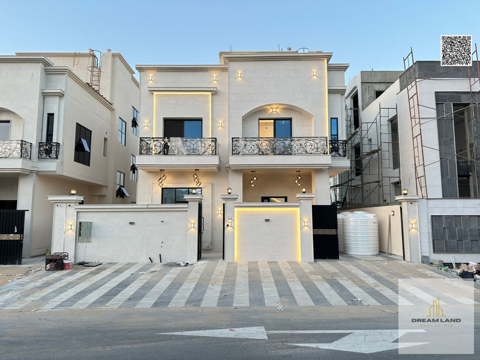 Villa for sale in Ajman at a bargain price, including air conditioning. Excellent location. Freehold ownership for life for all nationalities with ban