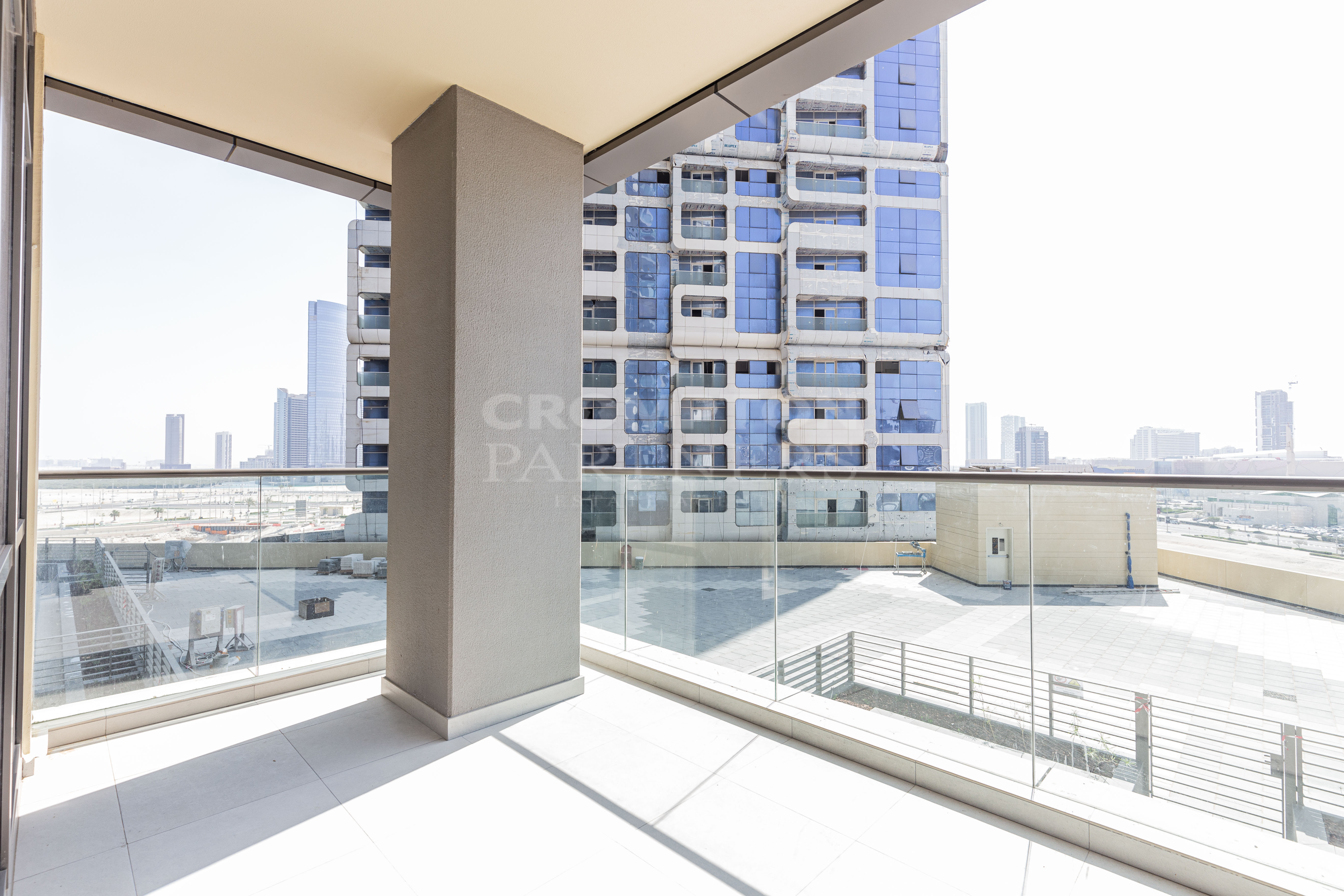 Prime Location | Balcony | Spacious | Vacant