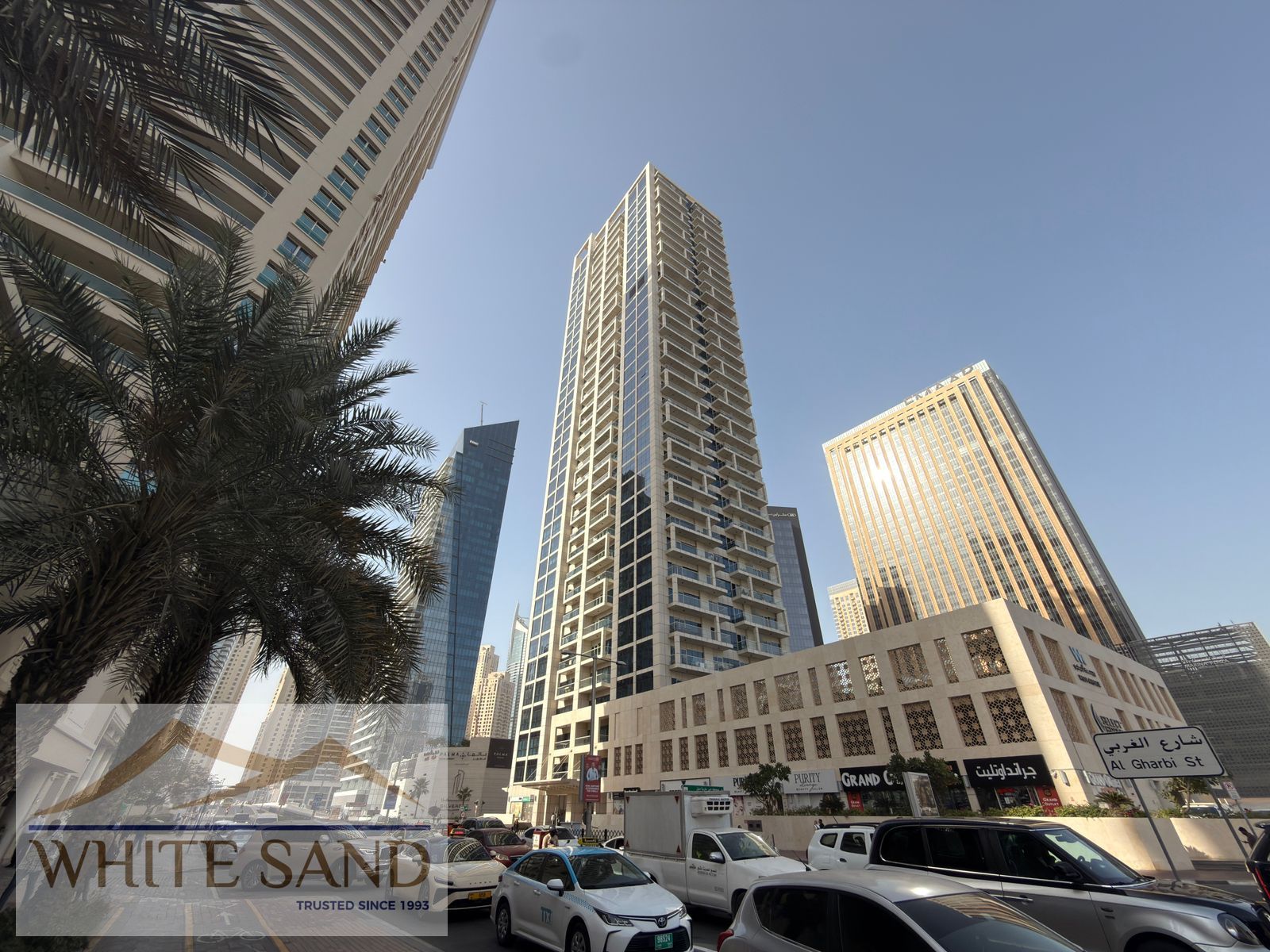 Spacious 1BR in West Avenue | Marina Living | Near Marina Mall