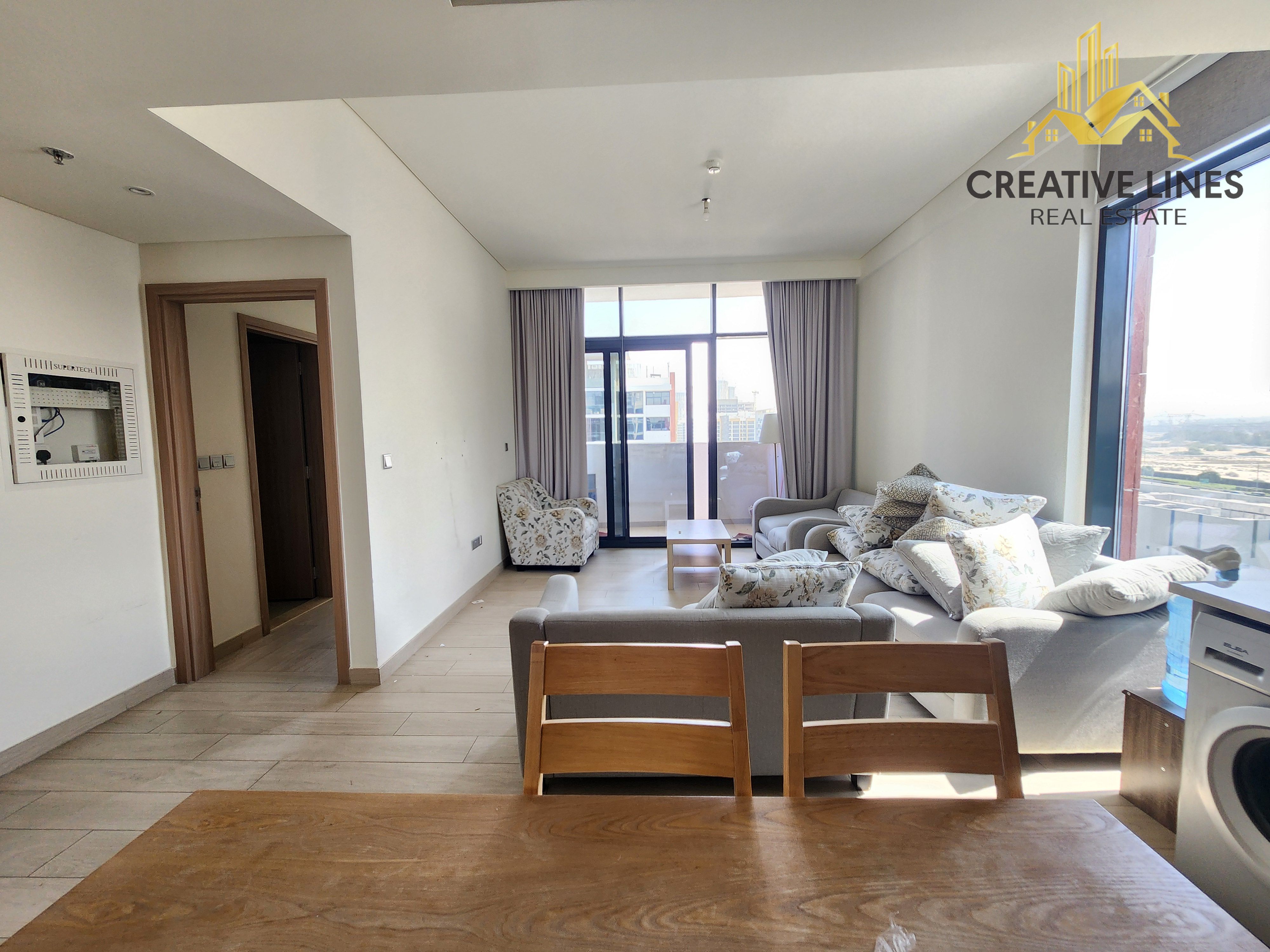Fully furnished very spacious like a brand new 3bhk Apartment available