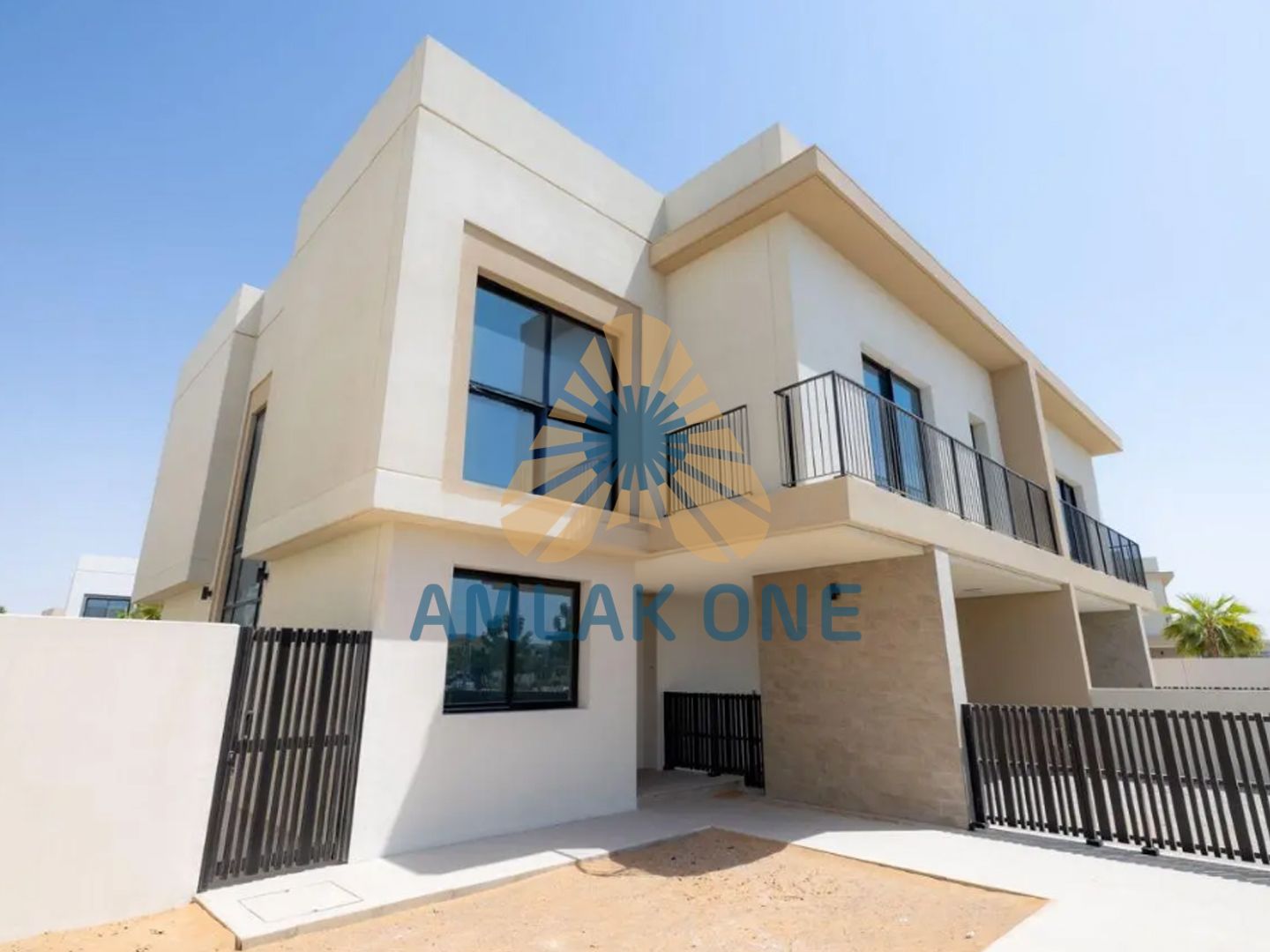 Luxurious Layout| Spacious Home| Private Garden
