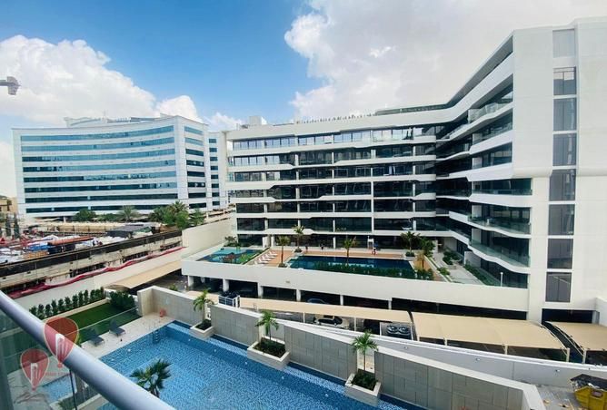 Chiller Free | Pool View | Brand New