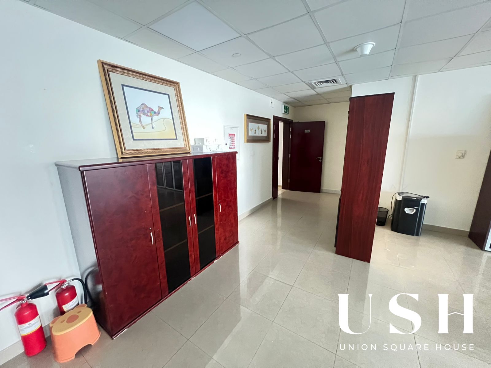 Fully Furnished | Open plan | Canal & Skyline View