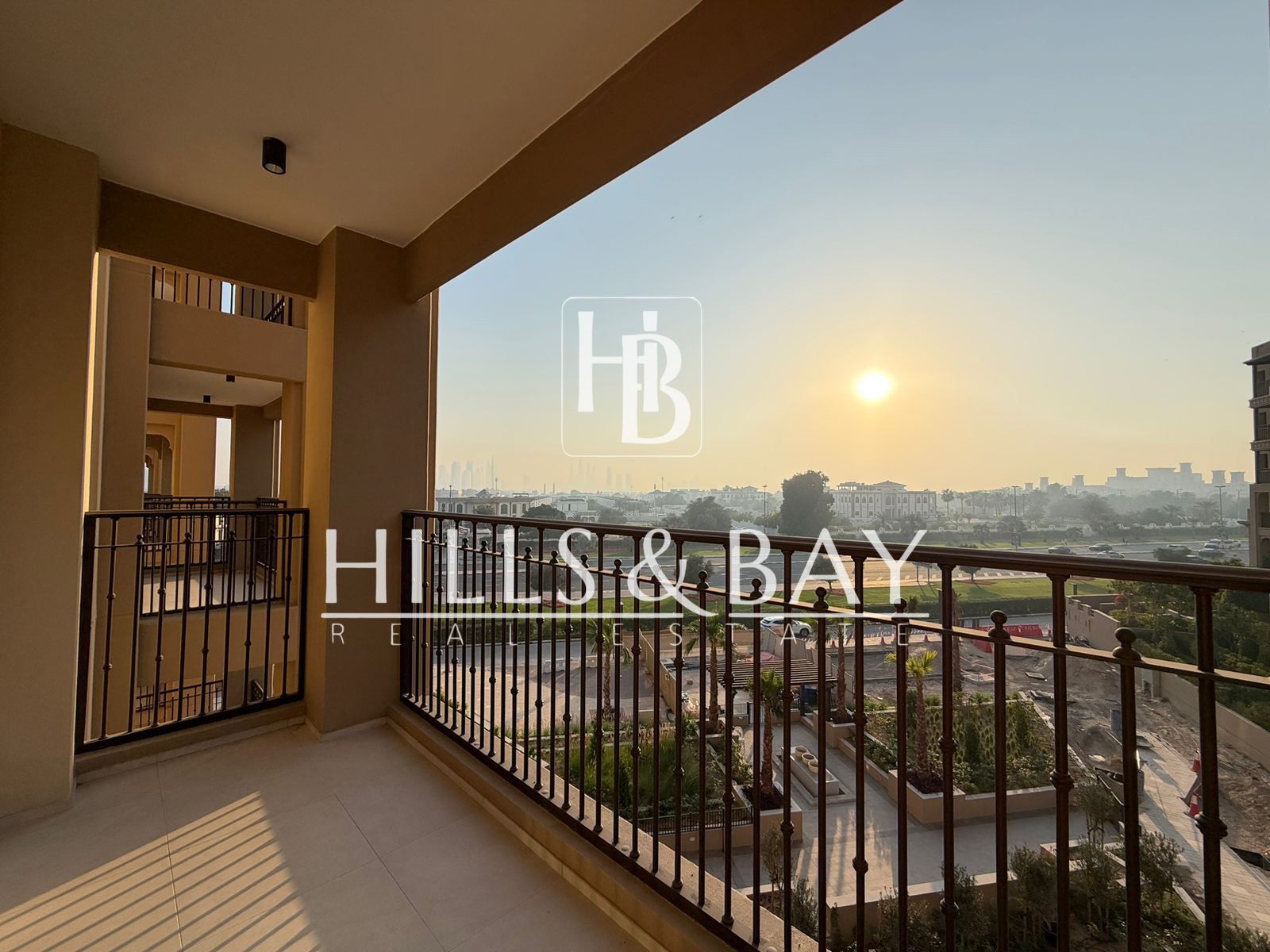 Brand New Luxury Living Style Prime Location