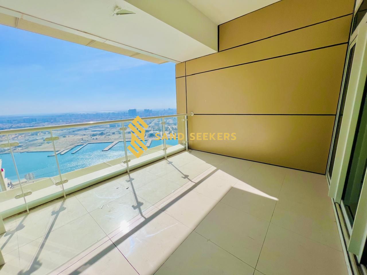 Special Offer | Vacant Unit | Waterfront Living
