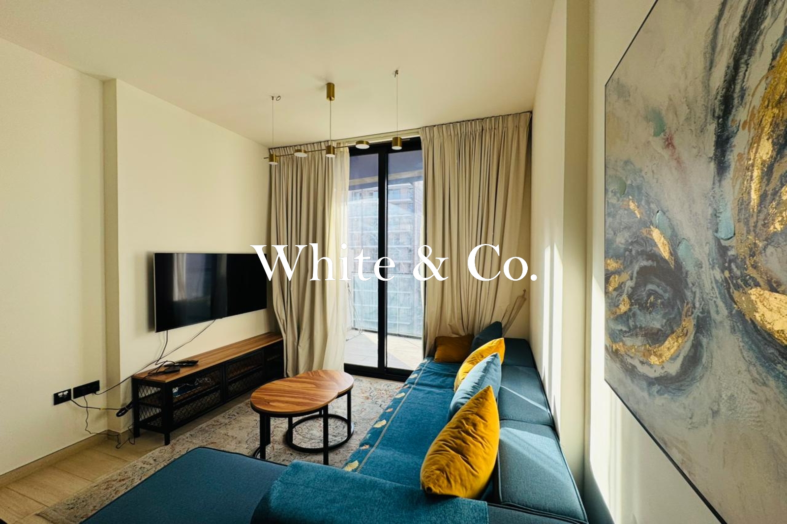 Modern 1 Bedroom | Fully Furnished | Vacant