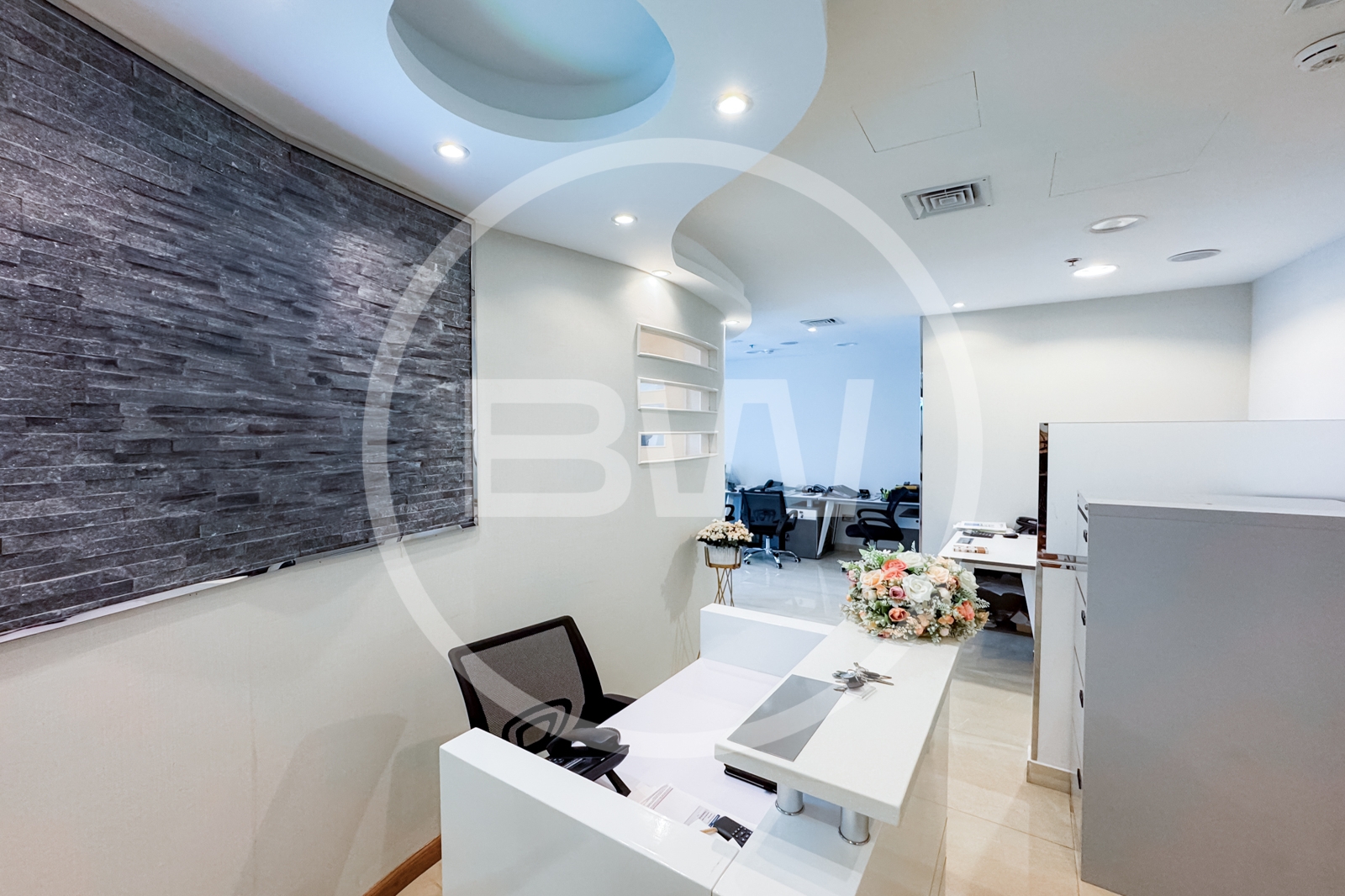 FITTED | PARTITIONED | FURNISHED | CANAL VIEW