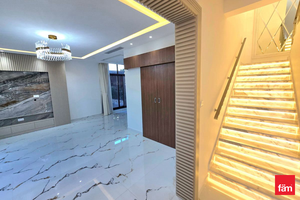 Single Row | Fully Upgraded | Exclusive | Vacant