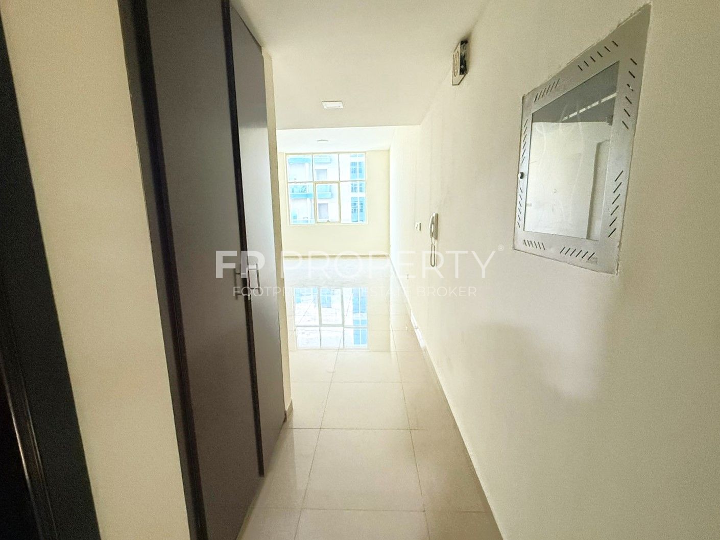 High Floor | Chiller-Free | Rented | mid Floor