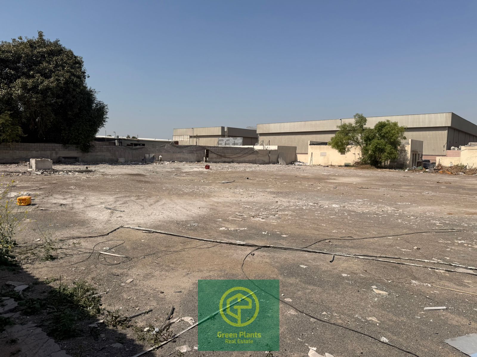 Ras Al Khor 40,000 sq. Ft open yard facing main road in a prime location