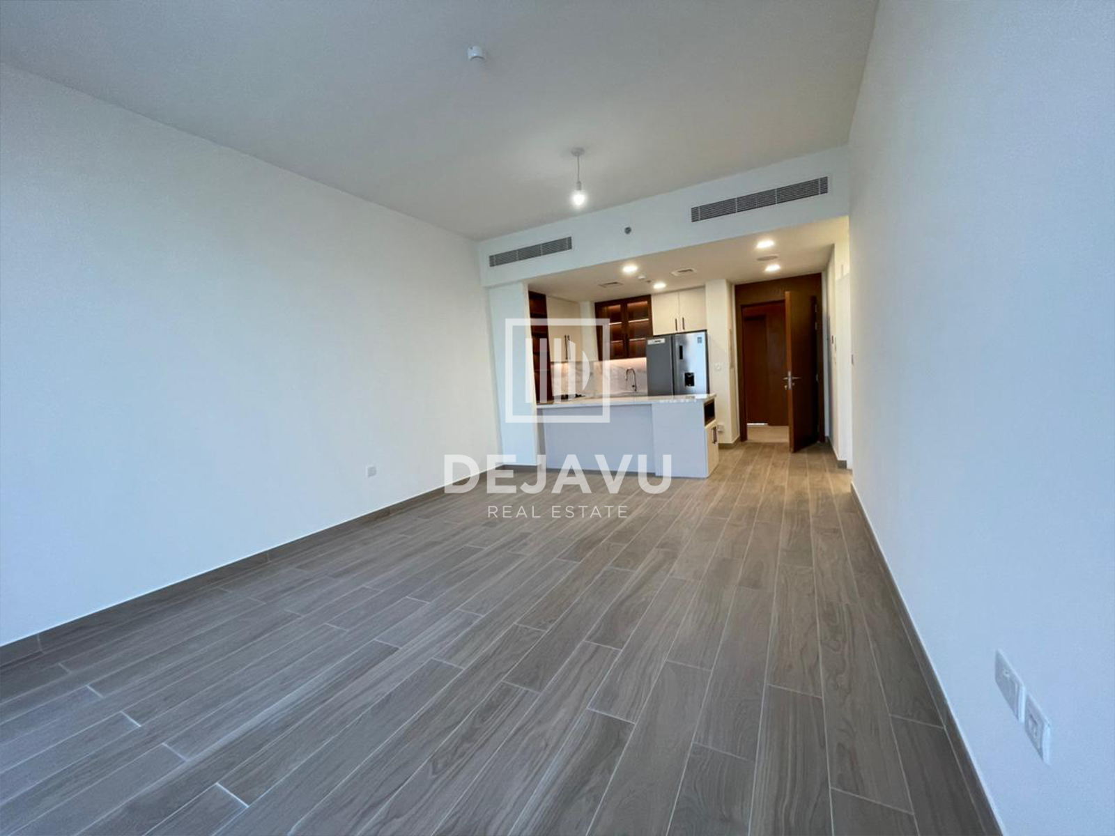 Smart Investment | Facing the boulevard| Brand new