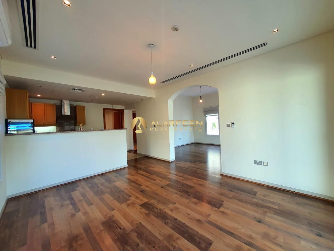 2Br+maid | Prime Location | Community View