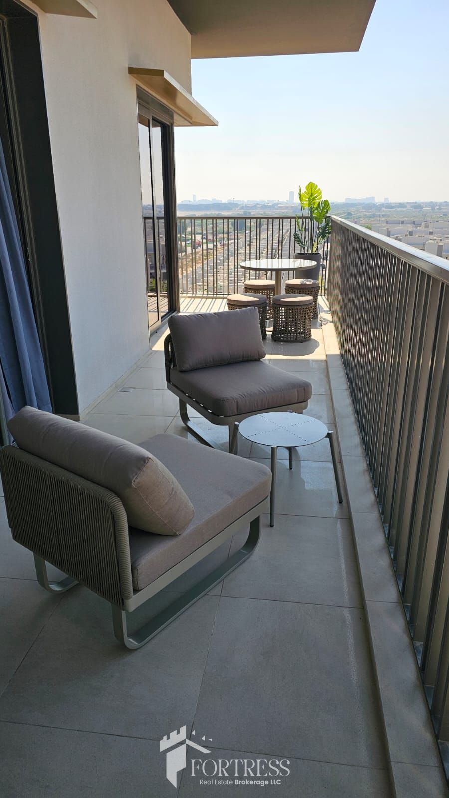 1 BR Fully Furnished | Corner Unit | Modern Layout
