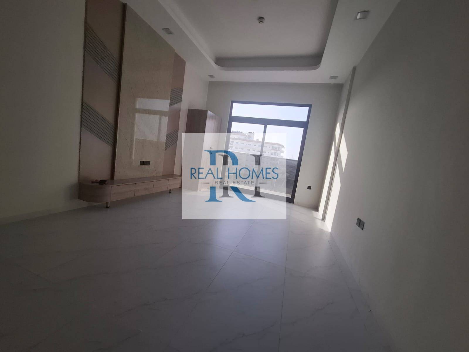 Brand New Unfurnished Studio |warsan Phase 2/45K