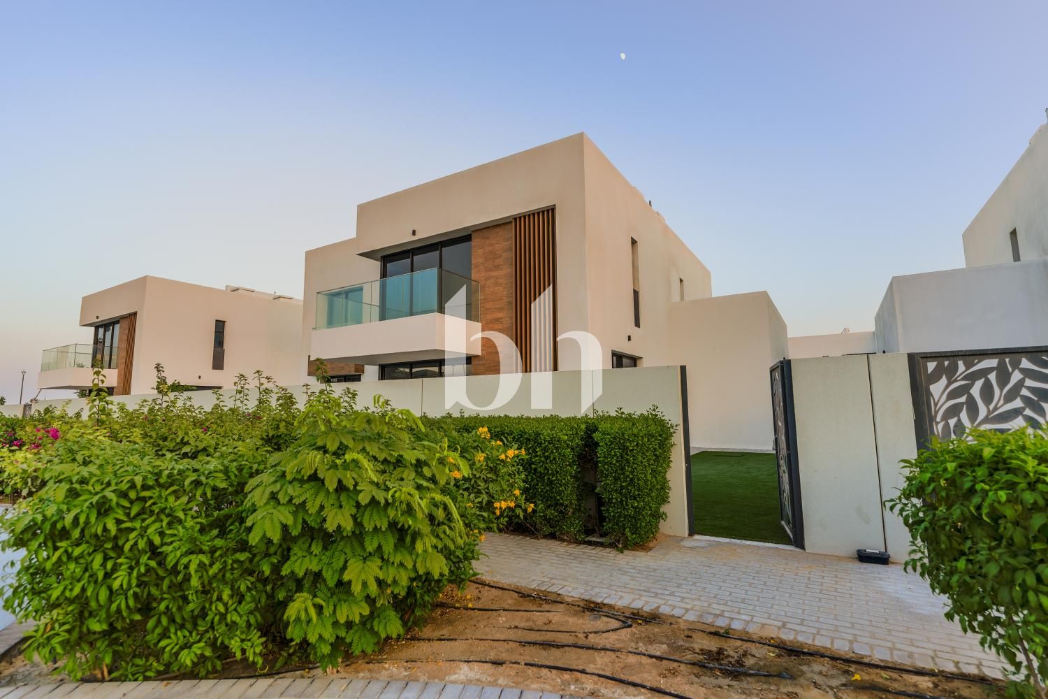 Double and Corner Row | Vacant | Near Amenities