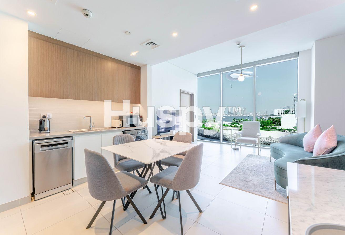 Vacant | Sea View | Unique Layout
